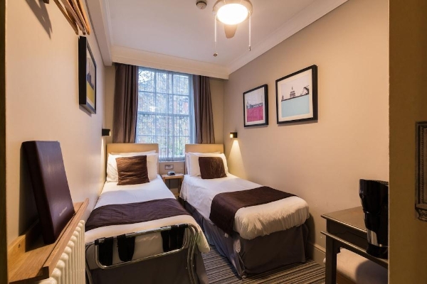 Arosfa Hotel London by Compass Hospitality (Londres)